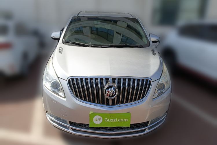 Used Buick GL8 2014 3.0L GT Luxury Business Haoya Edition Front
