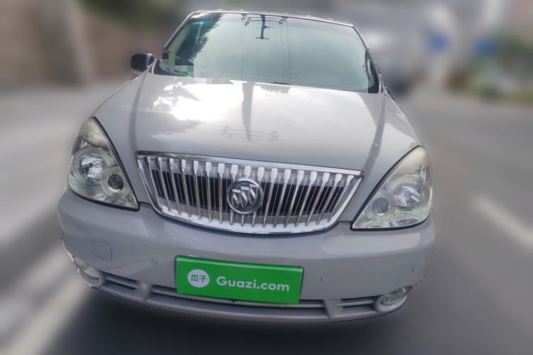 Used Buick GL8 2014 2.4L Classic Edition Front