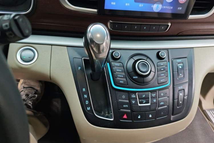 Used Buick GL8 2014 2.4L CT Luxury Business Comfort Edition Gear Lever