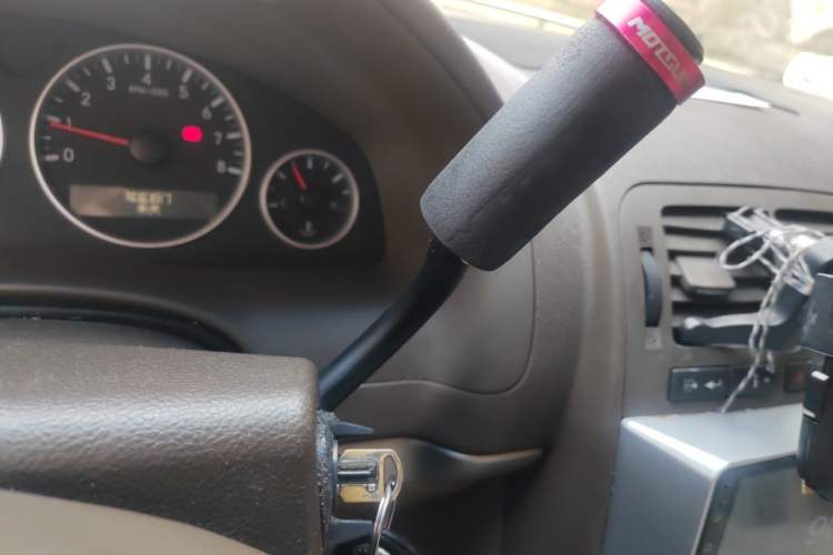 Used Buick GL8 2014 2.4L Classic Edition Gear Lever