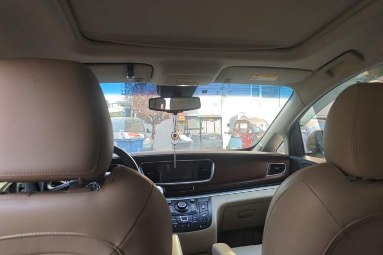 Used Buick GL8 2014 3.0L GT Luxury Business Haoya Edition Headliner