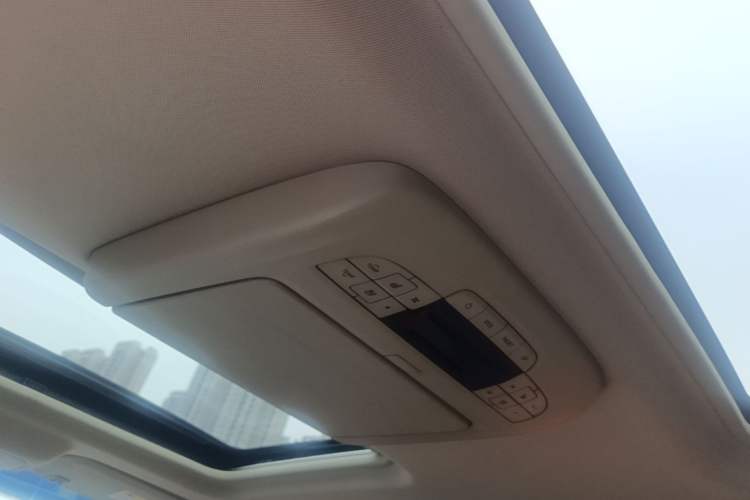 Used Buick GL8 2014 3.0L XT Luxury Business Flagship Edition Headliner