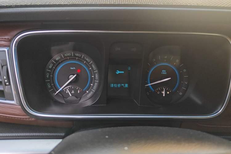 Used Buick GL8 2014 3.0L GT Luxury Business Haoya Edition Instrument Cluster
