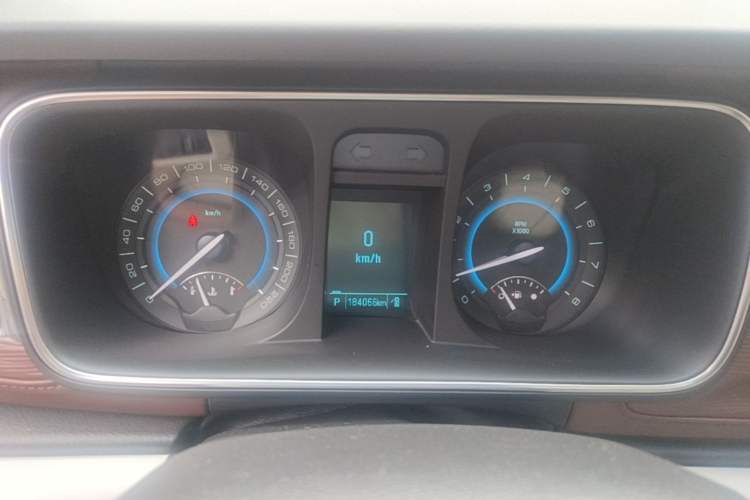 Used Buick GL8 2014 3.0L XT Luxury Business Flagship Edition Instrument Cluster