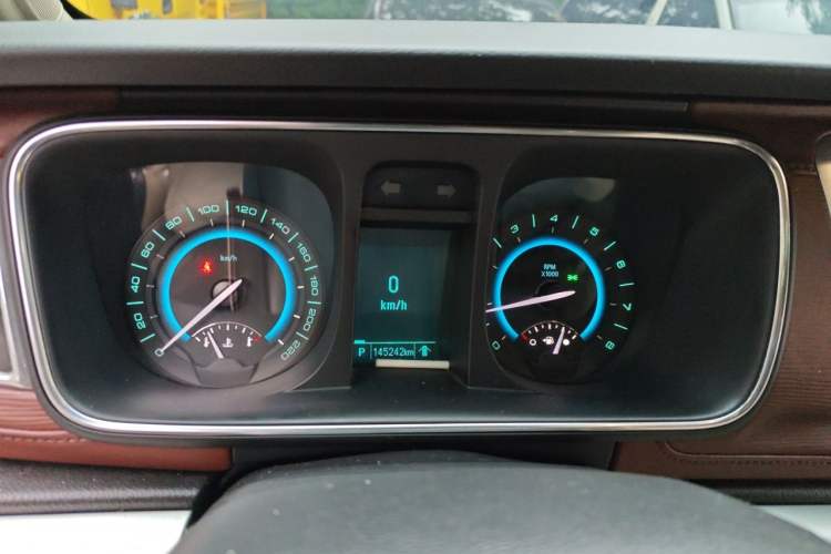 Used Buick GL8 2014 2.4L CT Luxury Business Comfort Edition Instrument Cluster