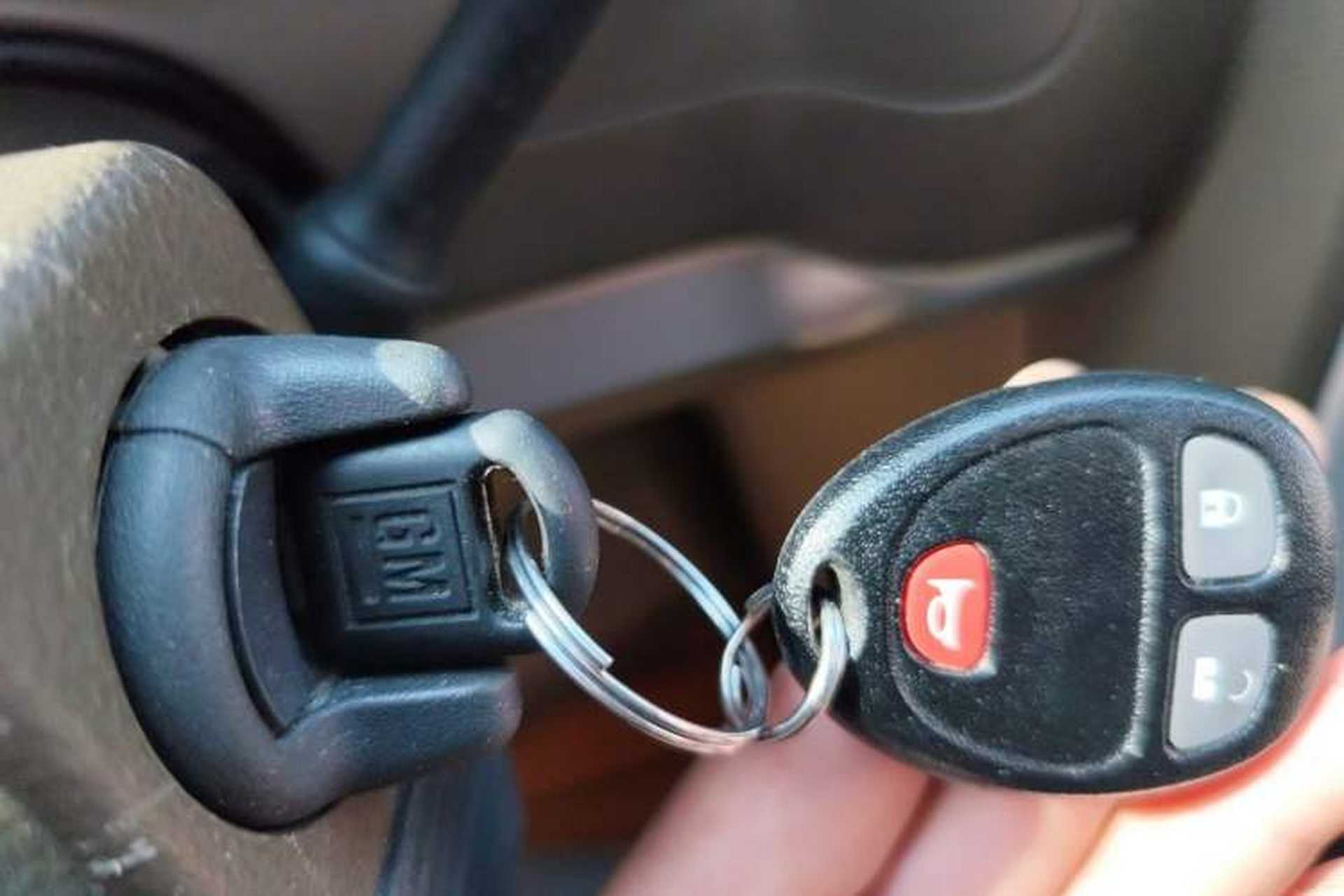 Used Buick GL8 2014 2.4L Classic Edition Interior 1