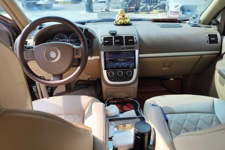 Used Buick GL8 2014 2.4L Classic Edition Interior 2