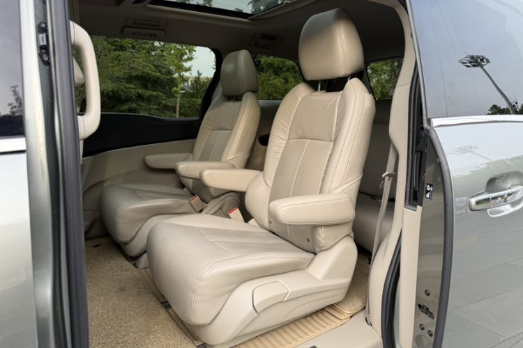 Used Buick GL8 2014 3.0L XT Luxury Business Flagship Edition Interior 7