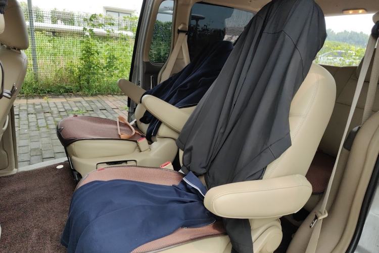 Used Buick GL8 2014 2.4L Classic Edition Left Rear Seat
