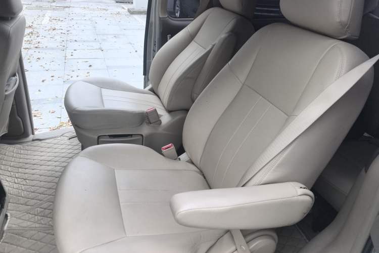 Used Buick GL8 2014 2.4L Classic Edition Left Rear Seat