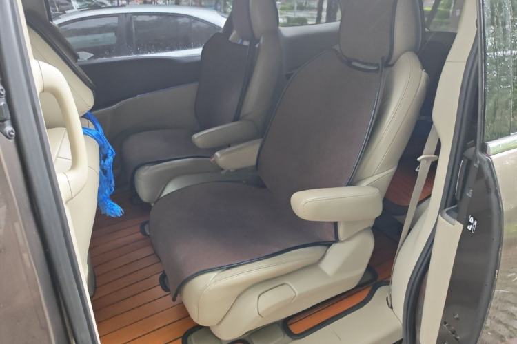 Used Buick GL8 2014 3.0L GT Luxury Business Haoya Edition Left Rear Seat