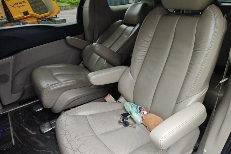 Used Buick GL8 2014 3.0L GT Luxury Business Haoya Edition Left Rear Seat