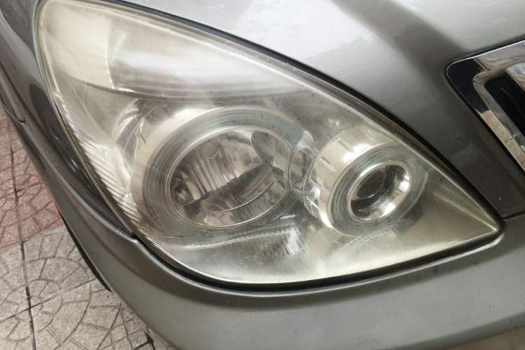 Used Buick GL8 2014 2.4L Classic Edition Right Front Headlight
