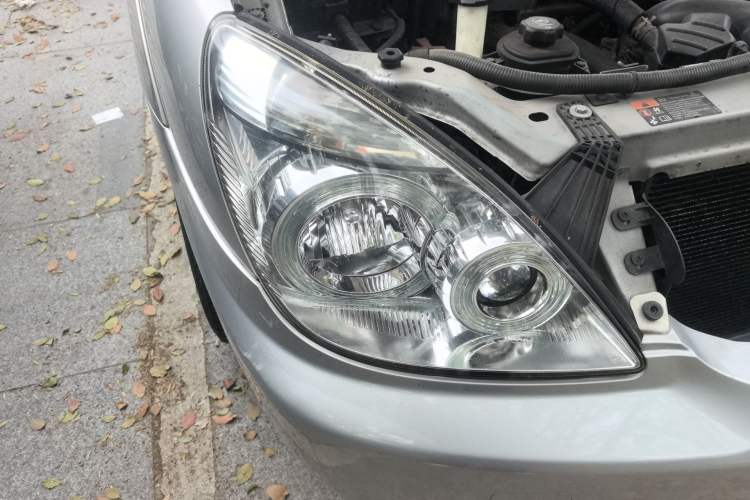 Used Buick GL8 2014 2.4L Classic Edition Right Front Headlight