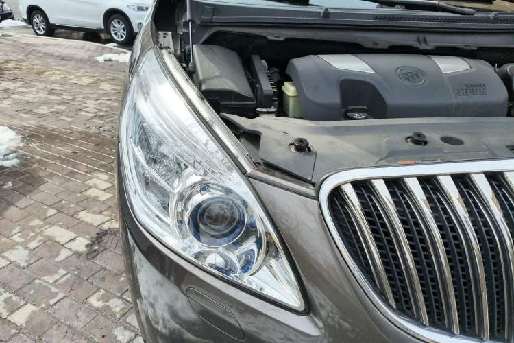 Used Buick GL8 2014 3.0L XT Luxury Business Flagship Edition Right Front Headlight