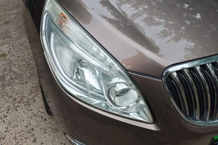 Used Buick GL8 2014 2.4L CT Luxury Business Comfort Edition Right Front Headlight