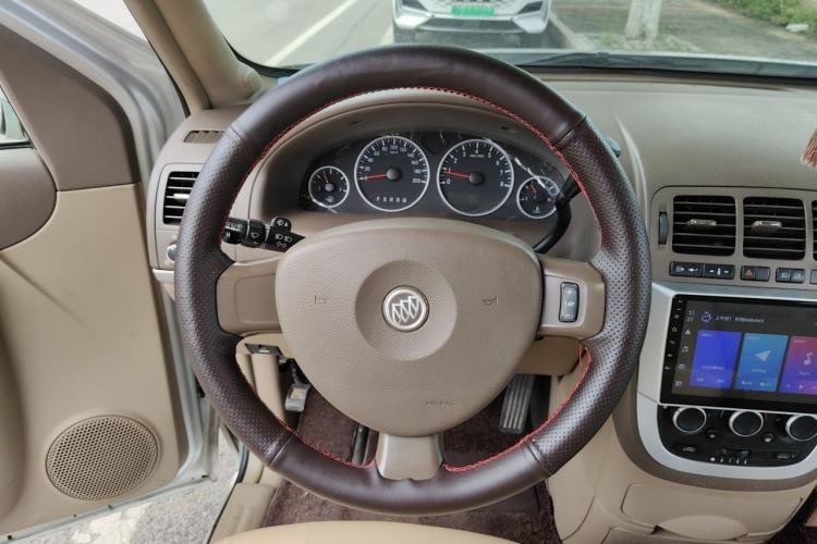 Used Buick GL8 2014 2.4L Classic Edition Steering Wheel