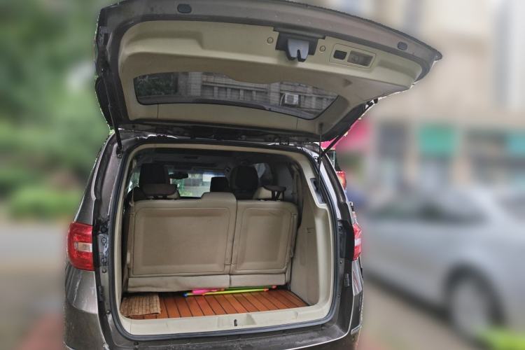 Used Buick GL8 2014 3.0L GT Luxury Business Haoya Edition Trunk