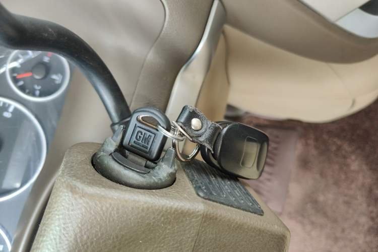 Used Buick GL8 2014 2.4L Classic Edition Vehicle Key