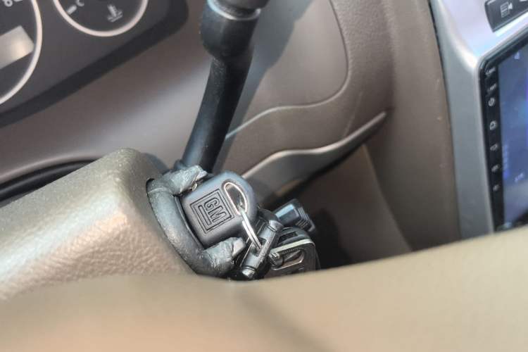 Used Buick GL8 2014 2.4L Classic Edition Vehicle Key