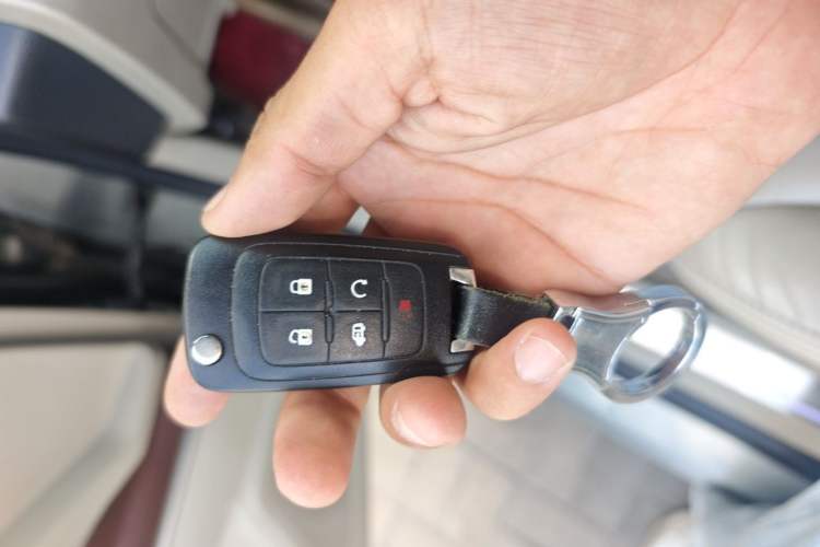Used Buick GL8 2014 3.0L XT Luxury Business Flagship Edition Vehicle Key