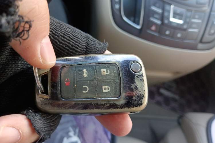 Used Buick GL8 2014 3.0L GT Luxury Business Haoya Edition Vehicle Key