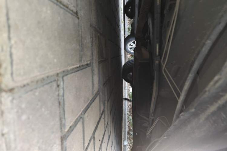 Used Buick GL8 2014 2.4L Classic Edition Chassis Front Left