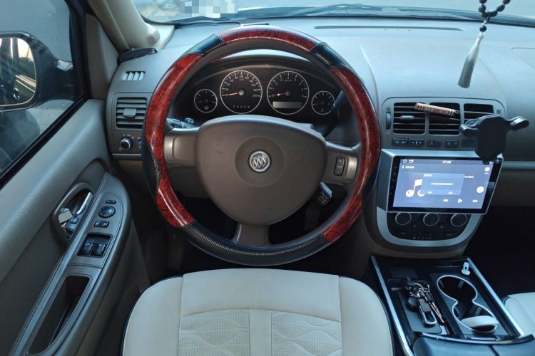 Used Buick GL8 2014 2.4L Classic Edition Steering Wheel