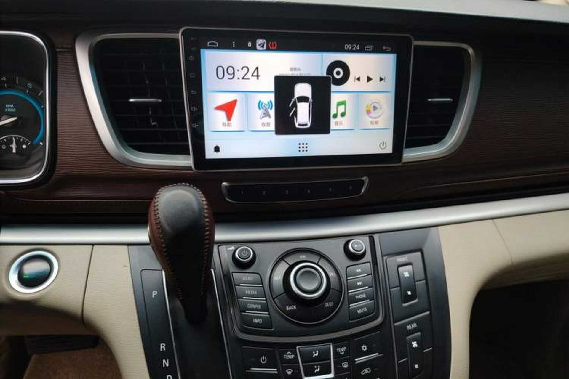 Used Buick GL8 2014 3.0L GT Luxury Business Haoya Edition Audio And AC Panel