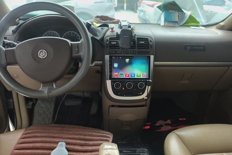 Used Buick GL8 2014 2.4L Comfort Edition Center Console