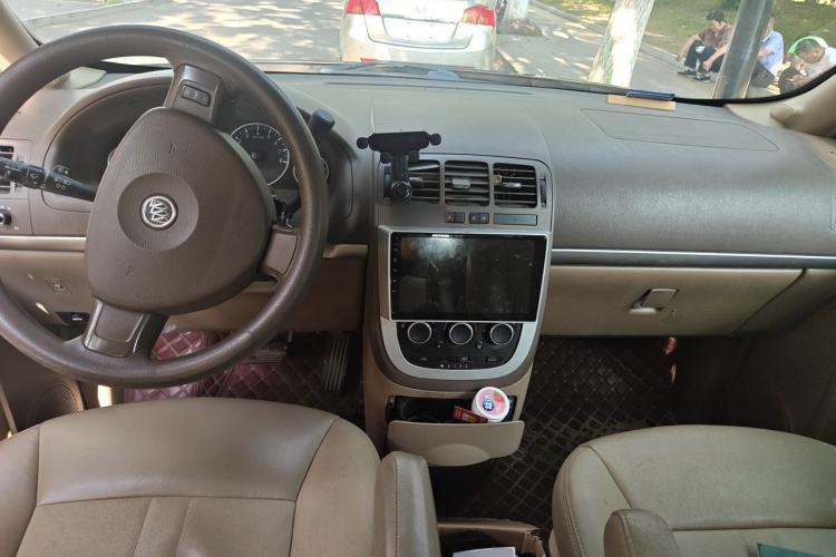 Used Buick GL8 2014 2.4L Classic Edition Center Console