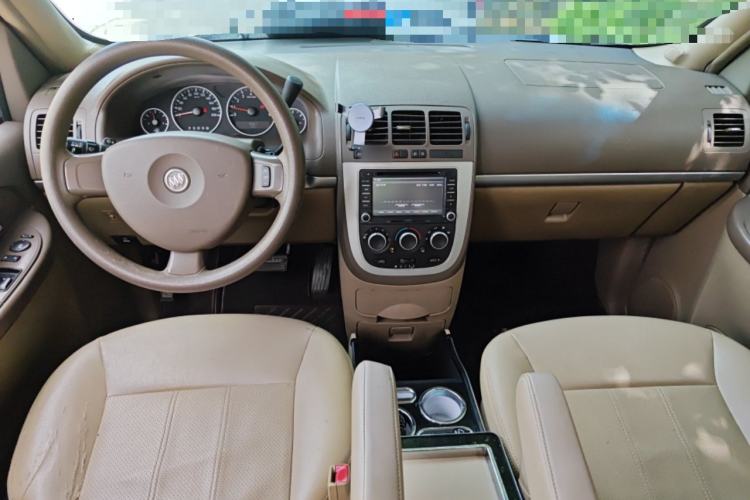 Used Buick GL8 2014 2.4L Comfort Edition Center Console