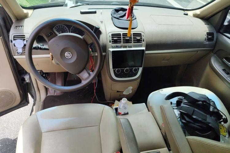Used Buick GL8 2014 2.4L Classic Edition Center Console