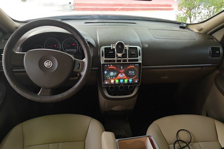 Used Buick GL8 2014 2.4L Classic Edition Center Console