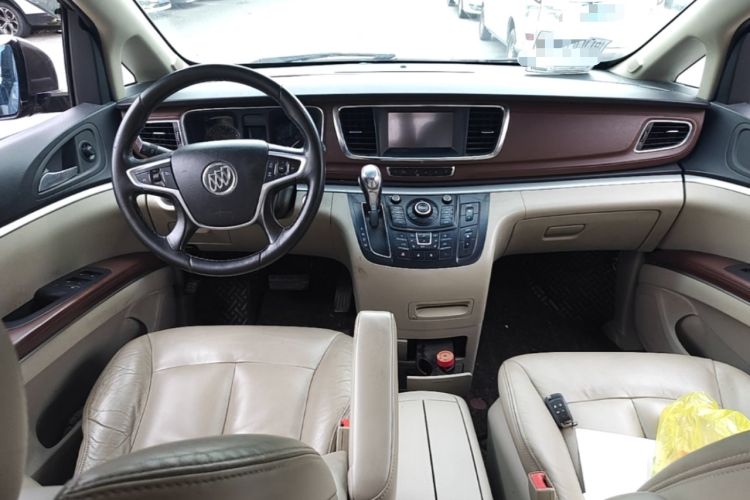 Used Buick GL8 2014 3.0L GT Luxury Business Haoya Edition Center Console