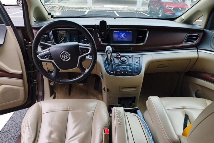 Used Buick GL8 2014 3.0L GT Luxury Business Haoya Edition Center Console