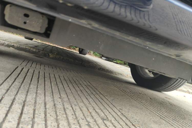 Used Buick GL8 2014 2.4L Classic Edition Chassis Front