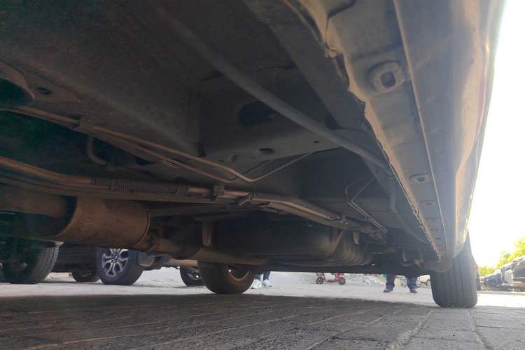 Used Buick GL8 2014 2.4L LT Luxury Business Executive Edition Chassis Front Left