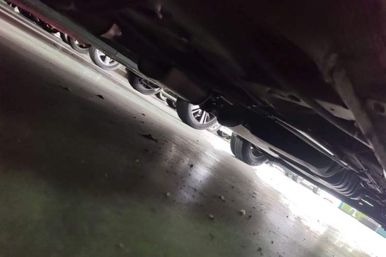 Used Buick GL8 2014 2.4L LT Luxury Business Executive Edition Chassis Front Left