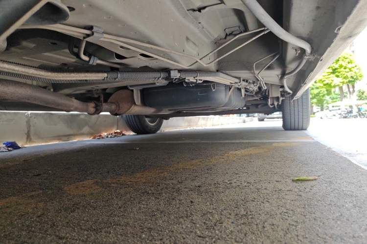 Used Buick GL8 2014 2.4L Classic Edition Chassis Front Left
