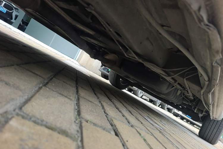 Used Buick GL8 2014 2.4L Executive Edition Chassis Front Left