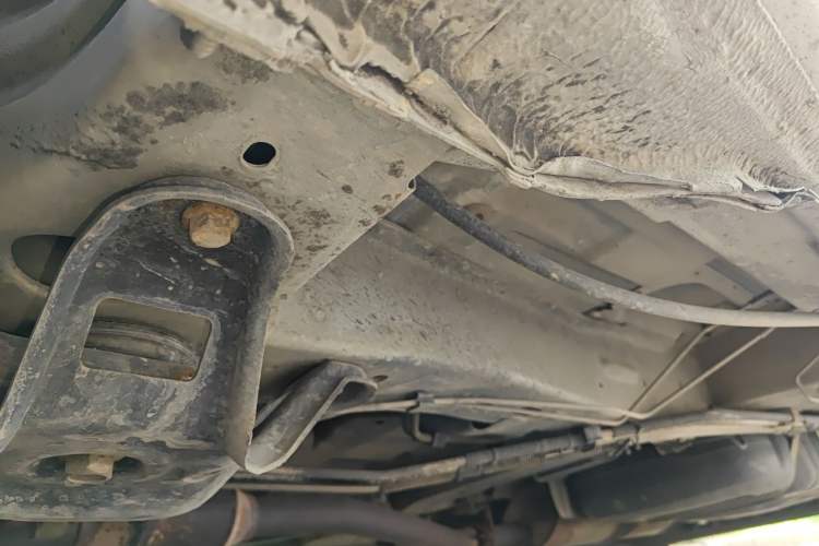 Used Buick GL8 2014 2.4L Comfort Edition Chassis Front Left