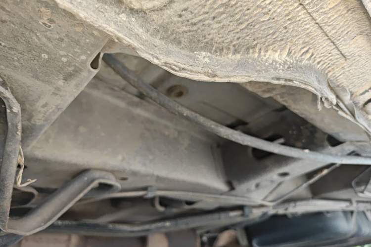 Used Buick GL8 2014 2.4L LT Luxury Business Executive Edition Chassis Front Left