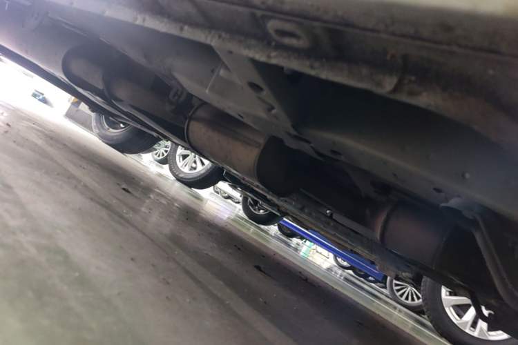 Used Buick GL8 2014 2.4L LT Luxury Business Executive Edition Chassis Front Right
