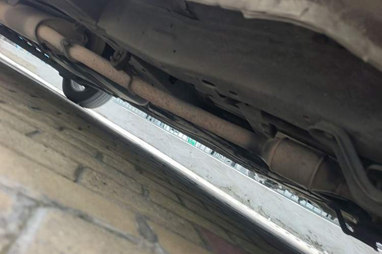 Used Buick GL8 2014 2.4L Executive Edition Chassis Front Right