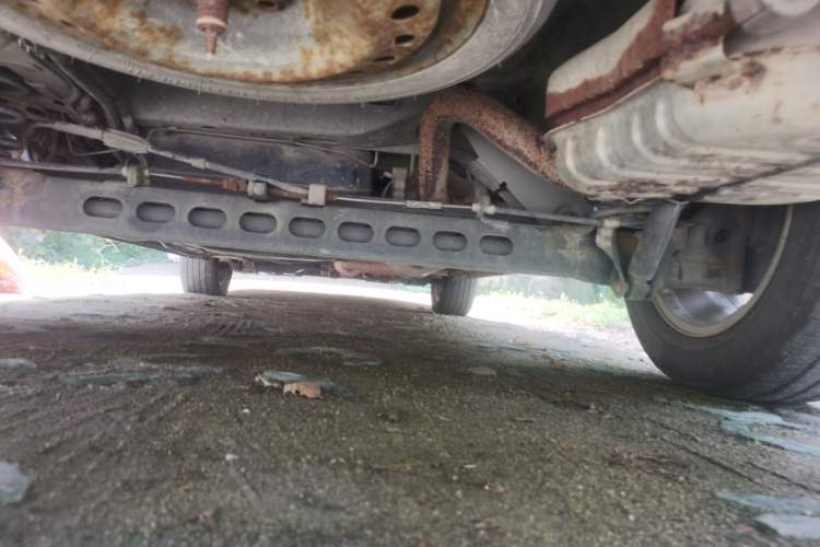 Used Buick GL8 2014 2.4L Classic Edition Chassis Rear
