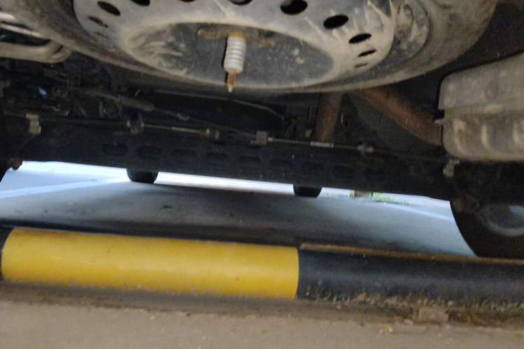 Used Buick GL8 2014 2.4L Comfort Edition Chassis Rear