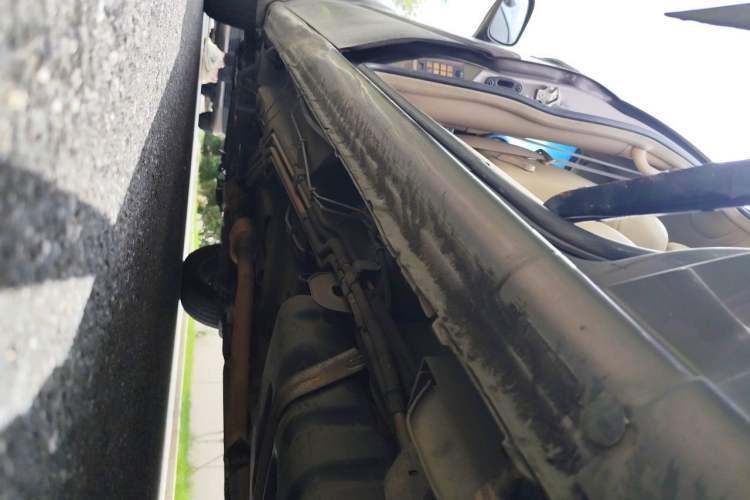 Used Buick GL8 2014 2.4L Classic Edition Chassis Rear Left
