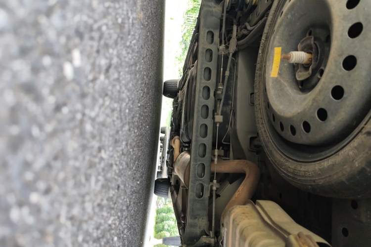 Used Buick GL8 2014 2.4L Classic Edition Chassis Rear