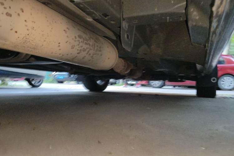 Used Buick GL8 2014 2.4L Comfort Edition Chassis Rear Right